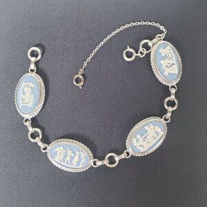 Vintage Wedgwood Jasperware Bracelet – Blue Medallions, Sterling-Style Metal